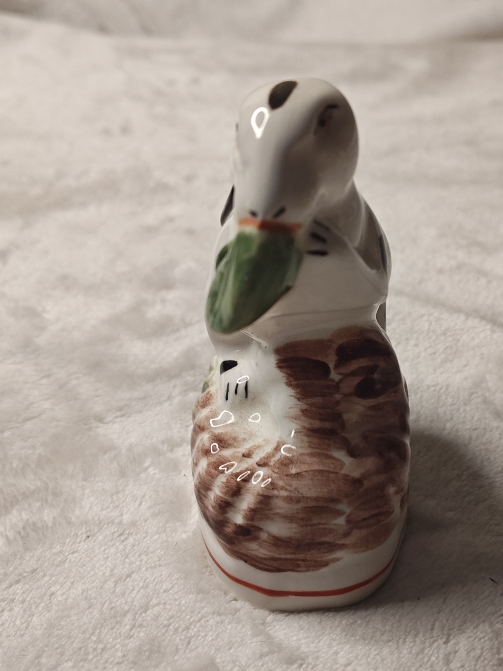 Collectible Staffordshire Ceramic Rabbit Reproduction Metropolitan Museum Art - Picture 2 of 6